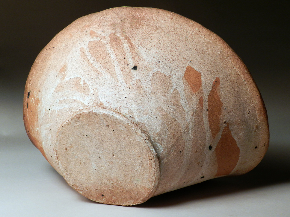 Dry Recumbent Bowl, Back