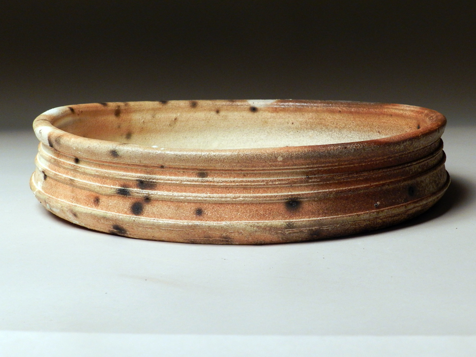 Round Platter, Detail