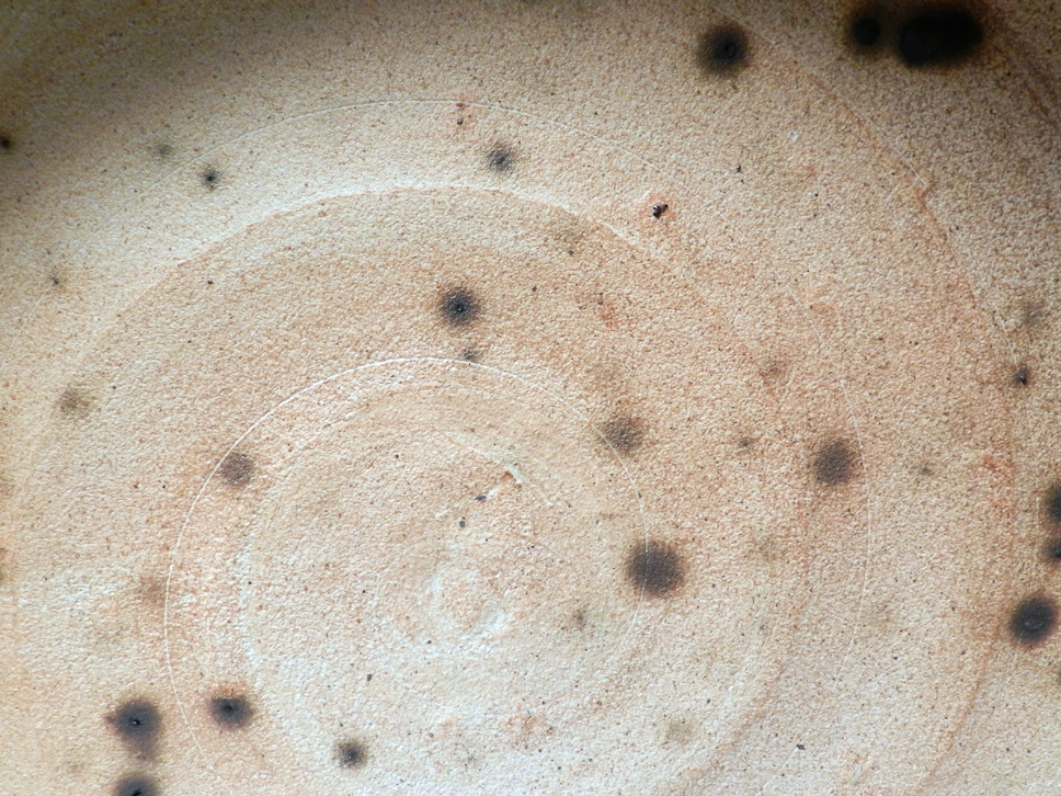 Round Platter, Detail