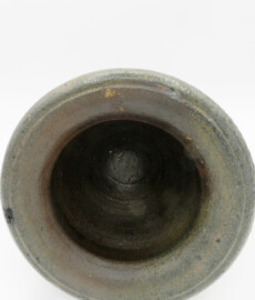 Image of rim of the mortar